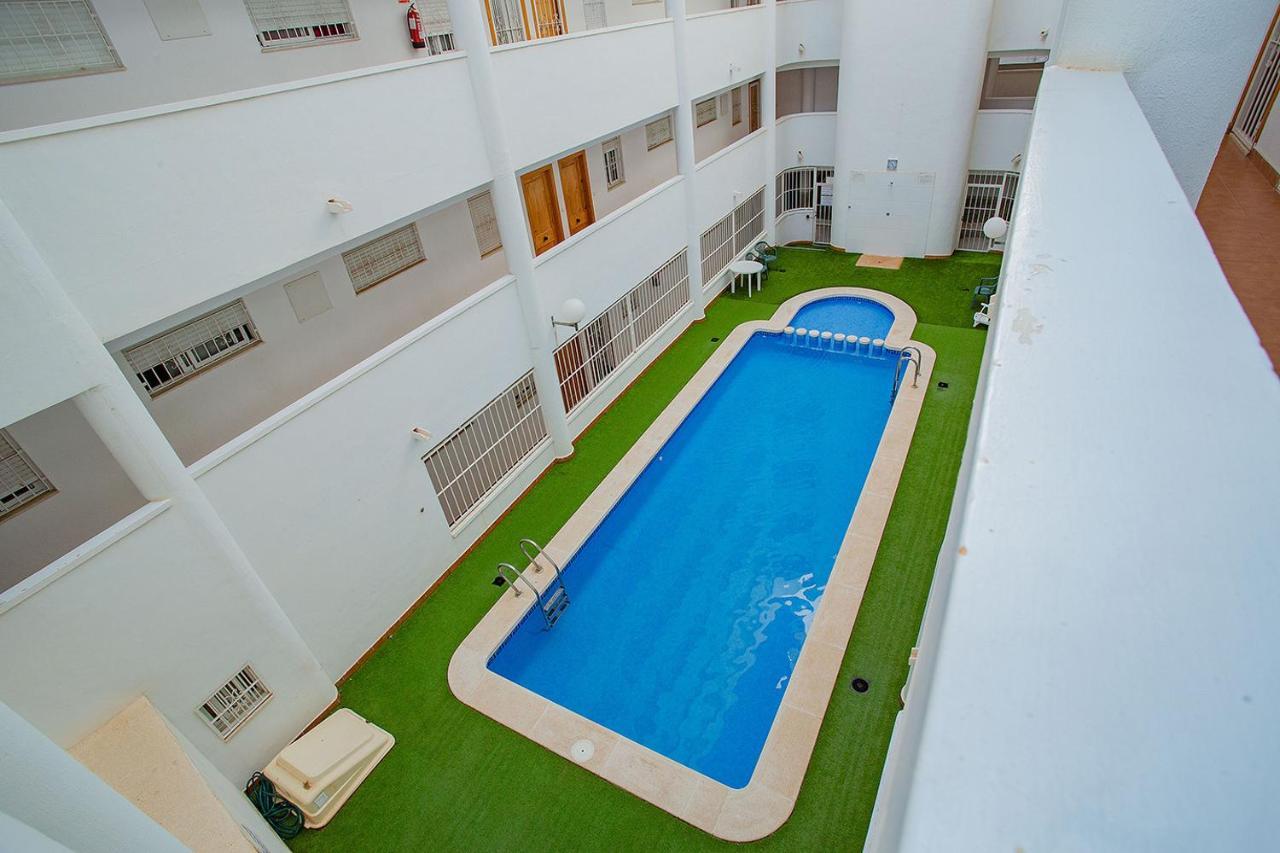 096 Pleasant Place Luis - Alicante Holiday Torrevieja Exteriér fotografie